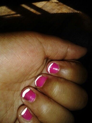 White n dark pink french tip Dark Pink And White Nails, Dark Pink French Tip, Pink French Tip, Pink French Nails, Pink French, White Nail Designs, White Tip, Dark Nails, Nails Ideas