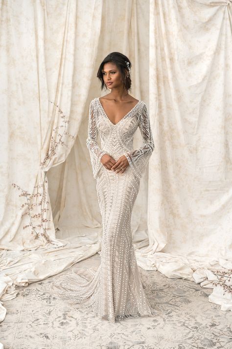 jas_9896_ff_0725 Wedding Gown Gallery, Justin Alexander Signature, Beaded Wedding Dress, Wedding Dress Color, Wedding Dresses 2018, Justin Alexander, Wedding Dresses Beaded, Beaded Wedding, Beaded Gown