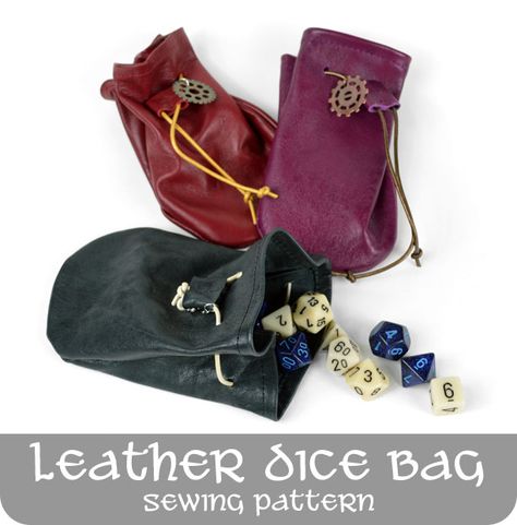 Free tutorial: A simple leather pouch perfect for holding D&D dice or other trinkets. Great for those new to leather! #diy #sewing Diy Dice Bag, Leather Pouch Pattern, Diy Leather Pouches, Choly Knight, Leather Dice Bag, Diy Dice, Freebies Pattern, Diy Leather Projects, Leather Craft Projects