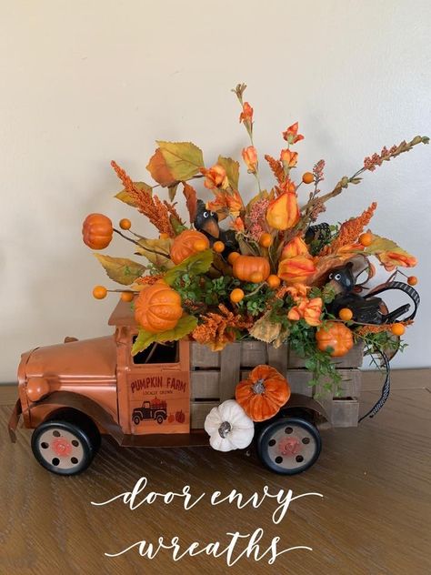 Autum Decorations, Rustic Fall Centerpieces, 2023 Crafts, Red Truck Decor, Truck Decor, Floral Door Wreaths, Fall Decor Diy Crafts, Fall Table Centerpieces, Fall Flower Arrangements