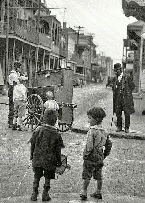 Old New Orleans. Late 1800's David Goldblatt, Organ Grinder, New Orleans History, Louisiana History, South Louisiana, Guy Fawkes, London Museums, Bourbon Street, Boys Playing