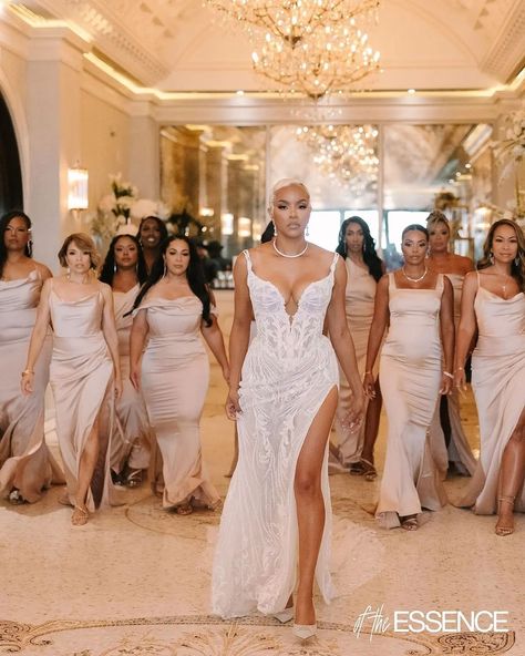 The beautiful #LetoyaLuckett and her hubby #TaleoColes!! Bride @letoyaluckett Bride’s makeup @colordujour Bride’s Hair @hair4kicks Brides’s dress @alonuko_bridal Reception dress @eseazenabor Bridesmaids Makeup @chelle.glams @makeupbygray @camillearianemakeup @laurenashmua Bridesmaid/Mom’s Hair : @eluxehair @stylesbyhim @thastylist18 Venue @letesserae Photography @sterlingpics #bridalmakeuplook #pixiecutwig #receptiondress #bridalhairstyles #bridesmaiddresses #weddingglam #celebritywed... Devon Franklin, Letoya Luckett, Bridesmaids Makeup, Bun B, Party Dress Codes, Bridal Reception Dress, Tina Knowles, Love And Family, Power Of God