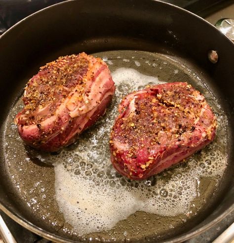 Sear And Bake Steak, Ny Strip Steak Recipes Pan Seared, Pan Sear Steak, Pan Cooked Steak, Steak Recipes Pan, Ny Strip Steak Recipes, Cookout Foods, Sear A Steak, Steak Recipes Pan Seared