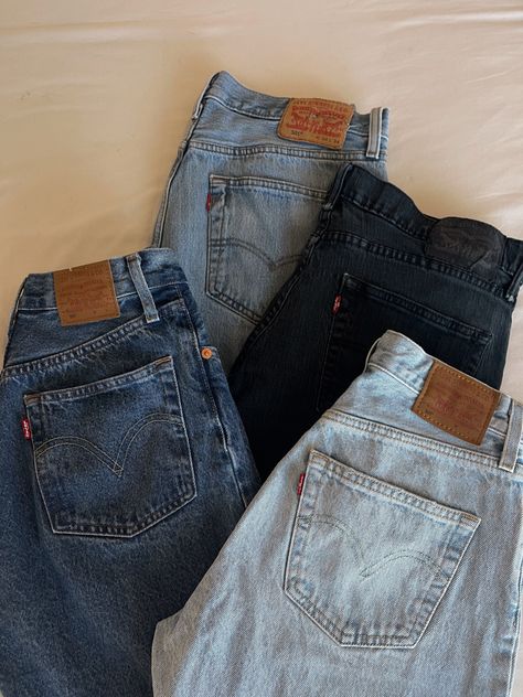 Pile Of Jeans Aesthetic, Jean Levis Vintage, Cool Jeans Aesthetic, Levis Jeans Outfit Aesthetic, Levi’s Aesthetic, Levis 501 Aesthetic, Blue Jean Aesthetic, Levis Jeans Aesthetic, Levi Outfits Women