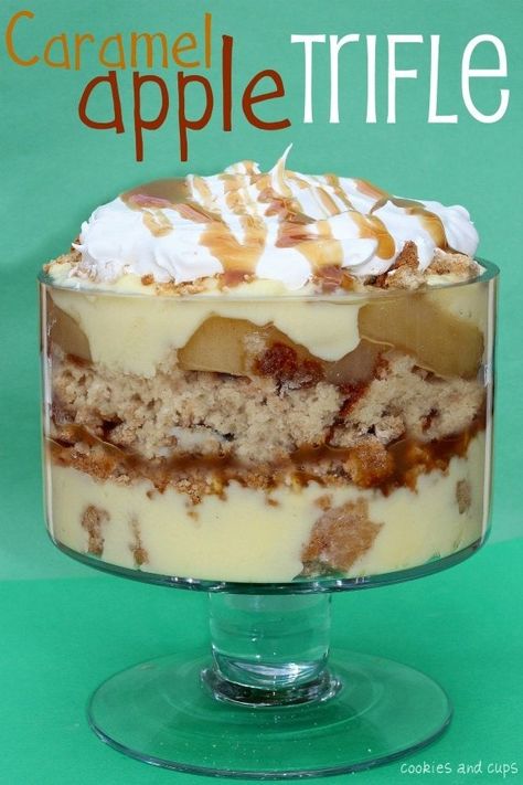 Caramel Apple Trifle, Trifle Bowl Recipes, Trifle Dessert Recipes, Christmas Appetizer, Apple Trifle, Trifle Desserts, Trifle Recipe, Cheesecake Desserts, Oreo Dessert