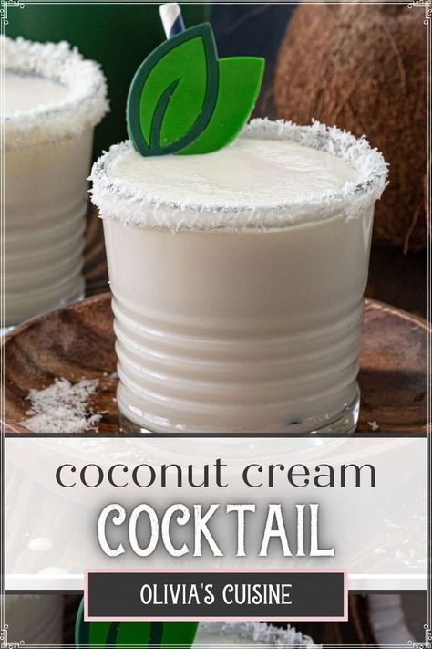 Cool, creamy and oh so delicious, this Batida de Coco is a classic Brazilian beach cocktail and for good reason! It is like drinking a boozy coconut milkshake! Whip this up in no time with only a few ingredients and a blender. You can make it in a big batch for serving to a crowd at a party too! Istanbul Recipes, Coconut Vodka Cocktails, Coconut Milk Cocktail, Coco Colada, Coconut Milk Drink, Coconut Milkshake, Exotic Recipes, Coconut Vodka, Cocktails Easy