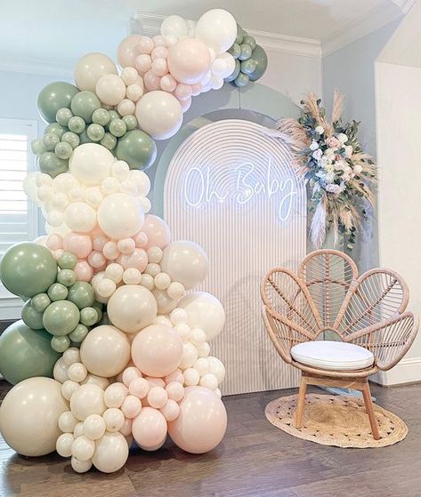 Sage And Blush Balloon Garland, Pink And Sage Green Balloon Garland, Pink And Sage Balloon Arch, Sage Green And Blush Baby Shower Ideas, Sage Green And Pink Baby Shower Ideas, Eliana Rodriguez, Baby In Bloom Balloon Arch, Pink And Green Baby Shower Ideas, Fancy Baby Shower Ideas