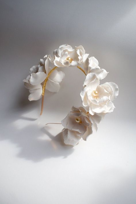 Floral Headband Wedding, Wedding Vogue, Flower Headband Wedding, Bridal Headbands, Floral Headpiece Wedding, Bridal Flower Headband, Floral Wedding Hair, Pearl Bridal Headband, Rose Headband