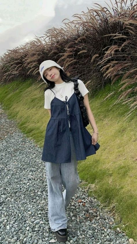 Casual Outfit Korean Style, Japanese Simple Outfit, Sawako Clothes, Japanese Dress Outfit, Sawako Outfit Ideas, Japanese Girl Outfits, Korean Outfits Dress, Sawako Fashion, Japanese Aesthetic Outfits