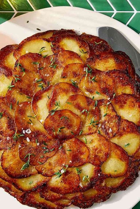 Mandolin Recipes Ideas, Potato Mille Feuille Recipe, Argentinian Potatoes, Potato Board Ideas, Hobbit Potatoes, Shingled Potatoes, Potato Tartine, Grated Potato Recipes, Fun Potato Recipes