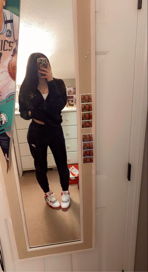 #nike #nikesneakers #sweatpants #sweatshirt #jordan4s #jordansforwomen #ootd #outfits #highschooloutfits #schooloutfits #fitcheck #outfitoftheday #outfitideas #outfitinspiration Outfit Ideas With Nike Sweatpants, Sweatpants Jordans Outfit, Sweatpants Outfit With Jordans, Styling Nike Sweatpants, Zip Up And Sweatpants Outfit, Nike Hoodie And Sweatpants Outfit, School Outfits Black Sweatpants, Outfits With Black Nike Sweatpants, How To Style Nike Sweatpants