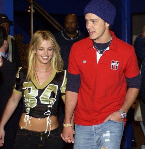 Britney Spears And Justin Timberlake, Eyes Guide, Britney Spears Justin Timberlake, Britney Spears Outfits, Sunken Eyes, Britney Spears Pictures, Honey Drops, Britney Jean, Planet Hollywood