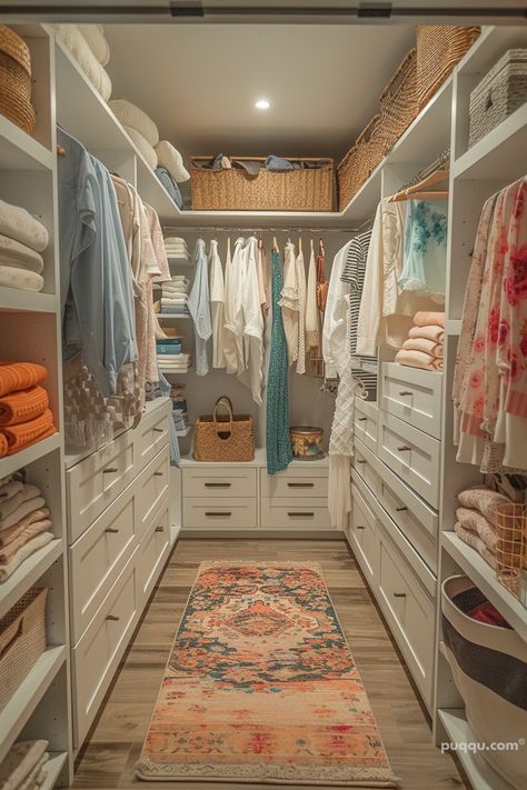 Walk In Closet Room Ideas Diy, Walk In Closet Build Out, Painted Walk In Closet, Cute Walk In Closet, Her Closet Walk In, Walk In Closet Farmhouse, Cheap Walk In Closet Ideas, Master Closet Inspiration, House Closet Ideas