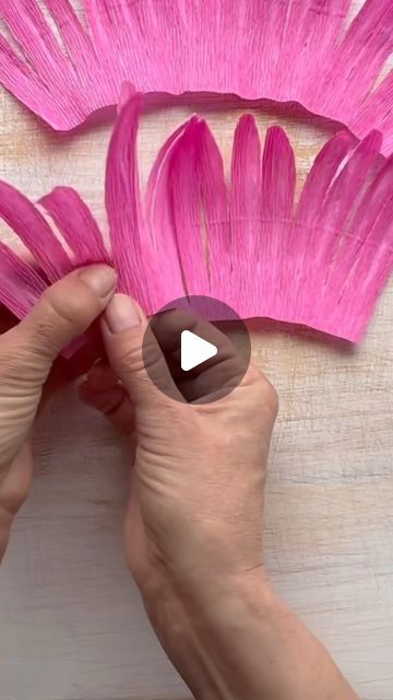 Handmade Paper Flower, Hard Paper Crafts, Large Tissue Paper Flowers Diy, Paper Flower Decorations For Party, How To Make Giant Paper Flowers, Giant Crepe Paper Flowers Diy, Large Crepe Paper Flowers, Giant Crepe Paper Flowers, Flowers With Crepe Paper