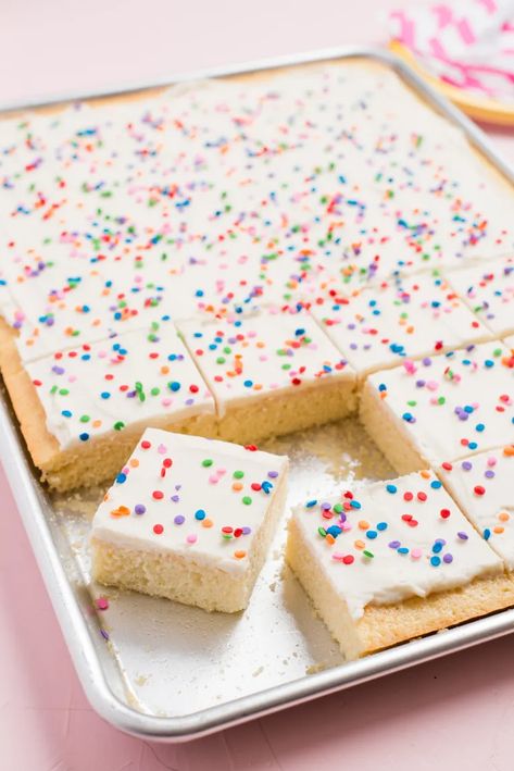 Recipe: One-Bowl Vanilla Sheet Cake | Kitchn Vanilla Sheet Cake, Vanilla Sheet Cakes, Homemade Vanilla Cake, Half Sheet Cake, Sheet Cake Recipe, Nursing Cake, Moist Vanilla Cake, Cake Vanilla, Torte Cupcake