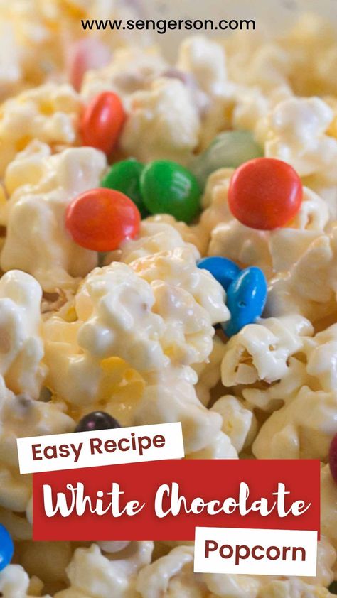 White Chocolate Popcorn Popcorn Chex Mix White Chocolate, White Popcorn Recipe, Candy Popcorn Recipe Simple, White Chocolate Mix Recipes, Puppy Chow Popcorn Recipe, White Choc Popcorn Recipe, Popcorn White Chocolate M&m, White Almond Bark Popcorn, Popcorn Bark Recipes