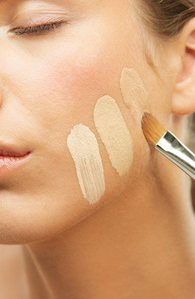 Foundation Photoshoot, Iba Cosmetics, Foundation Aesthetic, Foundation Texture, Makeup Artist Aesthetic, Foundation Photography, Foundation Color Match, Beauty Texture, Applying Foundation