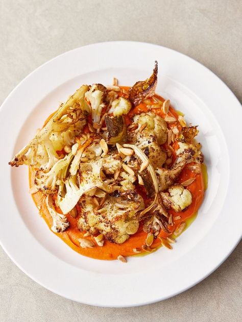 Jamie Oliver Roasted Cauliflower, Romanesco Recipes, Jamie Oliver 5 Ingredients, Easy Roasted Cauliflower, Inflammatory Meals, Roasted Cauliflower Recipe, Fakeaway Recipes, Paprika Sauce, Romesco Sauce