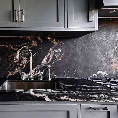 Check these inspiring black kitchen countertops to see just how sleek and awe-worthy they can be Titanium Granite, Black Marble Countertops, Black Kitchen Countertops, Kitchen Design Countertops, Granite Backsplash, Leather Granite, York Stone, Black Granite Countertops, Kitchen New York