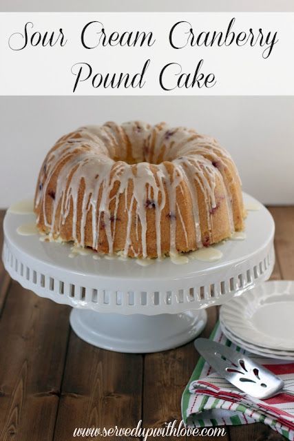 Cranberry Pound Cake, Perfect Christmas Dessert, Almond Pound Cakes, Cranberry Cake, Pan Sin Gluten, Sour Cream Pound Cake, Cranberry Almond, Sour Cream Cake, Cranberry Recipes