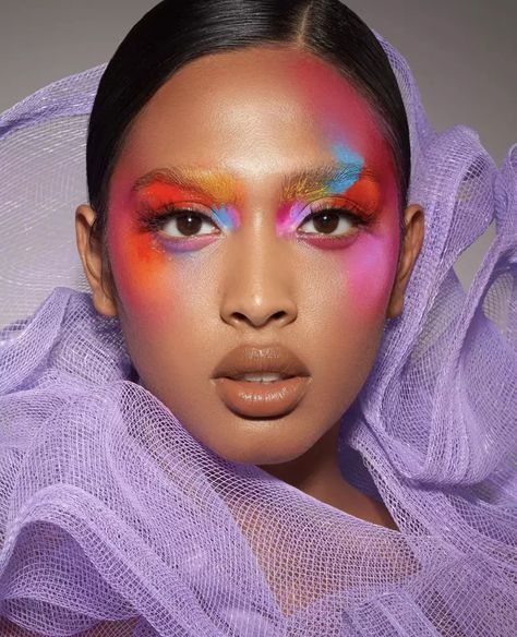 Neon Makeup Looks, Crazy Make Up, Vogue Makeup, Fashion Editorial Makeup, Pop Makeup, Neon Eyeshadow, Carnival Makeup, High Fashion Makeup, Neon Makeup