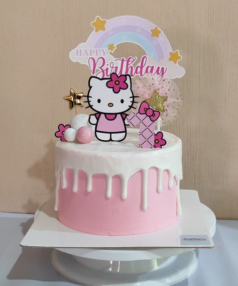 My Melody Cake Ideas, Hello Kitty Birthday Cake Ideas, Hello Kitty Cake Design Birthday, Hello Kitty Theme Cake, Hello Kitty Cake Ideas, Birthday Cake Hello Kitty, My Melody Cake, Hello Kitty Cake Design, Kue Hello Kitty