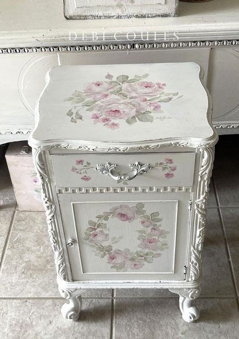 Cabinet Side Table, Debi Coules, Rustic Artwork, Muebles Shabby Chic, Pink And White Roses, Shabby Chic Antiques, Shabby Chic Room, Painted Roses, Decoupage Furniture