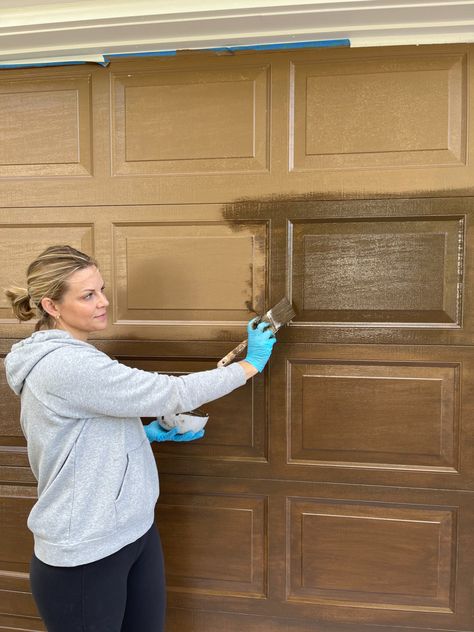 DIY Faux Wood Garage Door - Faux Wood Finish Garage Door, How To Paint Garage Door Like Wood, Gel Stained Garage Door, Garage Door Skins, Faux Wood Garage Door Diy, Paint Garage Door, Painted Garage Door, Garage Skins, Brown Garage Door