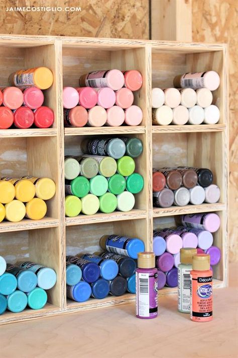 Paint Storage Containers, Rangement Art, Craft Paint Storage, Paint Organization, Diy Storage Boxes, Dream Craft Room, Craft Room Design, Paint Storage, Wine Crate