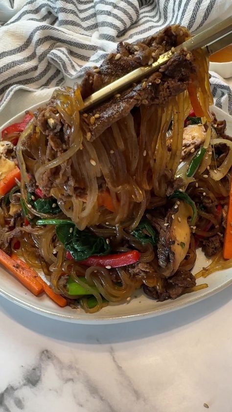 The Best Authentic Korean Beef Japchae Recipe Chap Chae Recipe Korean Food, Chap Jae Recipe, Chop Chae Recipe Korean, Korean Vermicelli Recipe, Japache Korean, Jap Chae Recipe Korean, Easy Japchae Recipe, Chop Chae Recipe, Japchae Recipe Easy