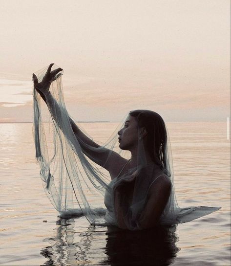 Mermaid Shoot, Witches Circle, Annika Volkov, Water Photos, Person Photography, Spells And Rituals, Witch Tips, Water Shoot, Water Nymphs