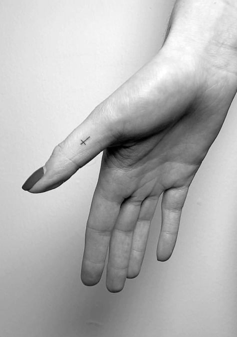 Tiny Cross Tattoo, Henne Tattoo, Thumb Tattoos, Shape Tattoo, Meaningful Tattoos For Women, Small Girl Tattoos, Small Meaningful Tattoos, Tiny Cross, Cross Tattoo