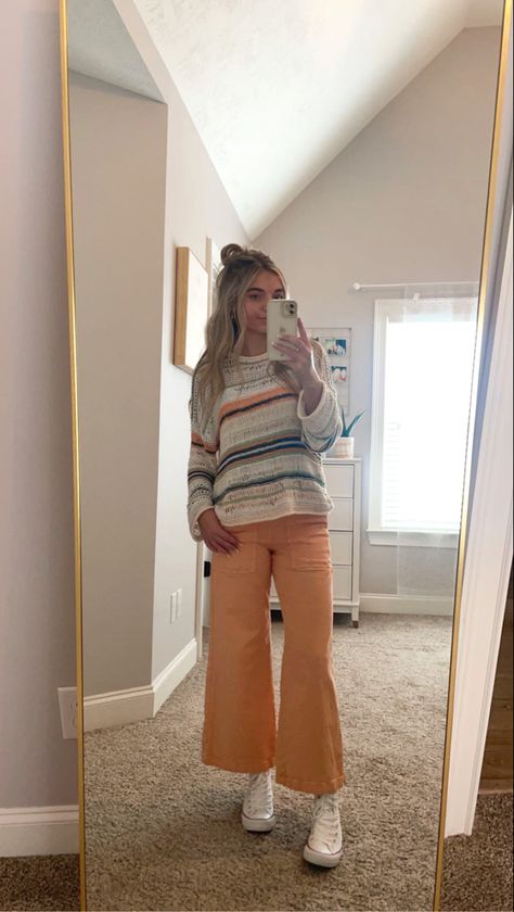 Utah Mom Aesthetic Outfits, Easter Outfits With Jeans, Utah Girls Outfits, Utah Girl Aesthetic Outfits, Winter Church Fits, Fall Church Fits, Modest Simple Outfits, Utah Style Outfits, Utah Aesthetic Outfits