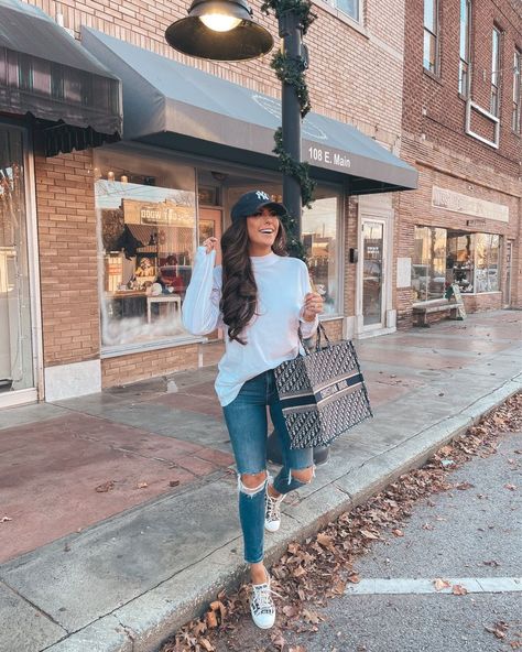 December Instagram Recap 🎄❤️ | The Sweetest Thing Dior Sneakers Outfit, Emily Ann Gemma, American Sweater, Yankees Baseball Cap, Emily Ann, Sneaker Outfits Women, High Tops Sneakers, Free People Cardigan, Dior Sneakers