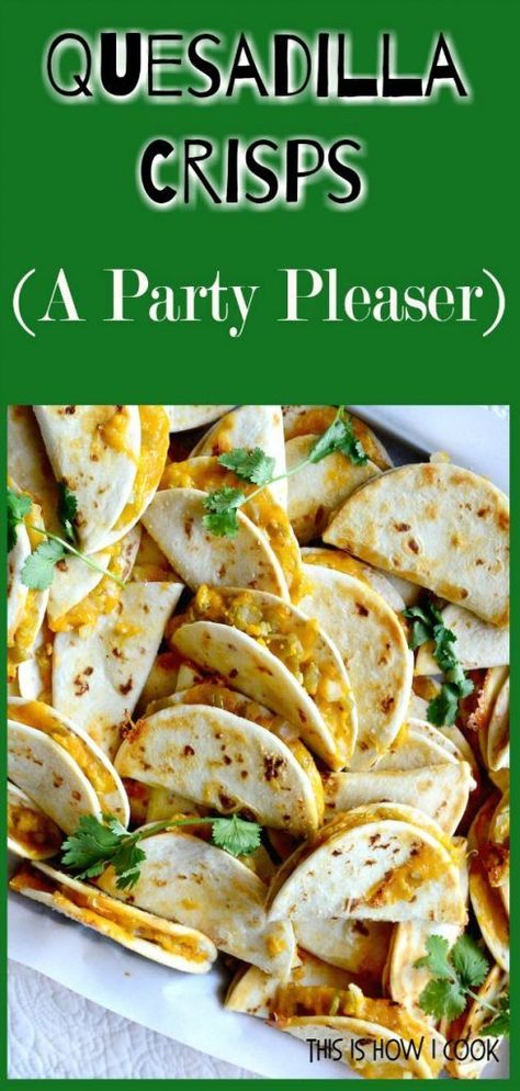 Cheesy Quesadilla, Hosting Hacks, Mexican Appetizers, Cheese Quesadilla, Sip And See, Finger Foods Easy, Finger Food Appetizers, Snacks Für Party, Party Food Appetizers