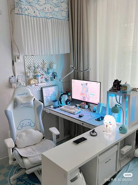 Cinnamoroll Desk Setup, Cinnamoroll Pc Setup, Kawaii Items, Gamer Setup, Cool Dorm Rooms, Desk Setups, Gamer Room Decor, Video Game Room Design, Dorm Room Ideas