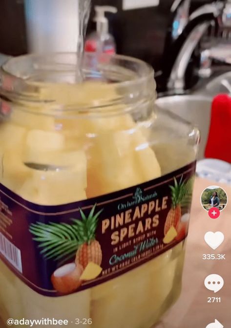 Boozy Pineapple, Pineapple Spears, Strawberry Shortcake Kabobs, Malibu Pineapple, Brown Sugar Recipes, Pineapple Cocktail, Pineapple Drinks, Malibu Rum, Pineapple Rum