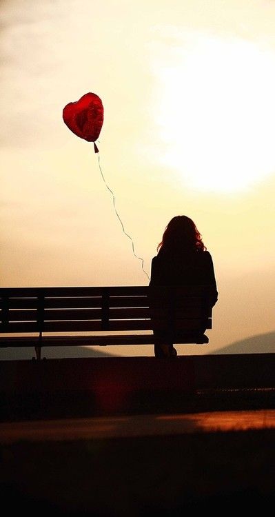 Valentin-nap #red #love #valentine's day http://trendlikeu.hu Sitting On A Bench, I Love Heart, Bohol, Red Balloon, Pics Art, White Photography, A Heart, Picture Perfect, The Sky