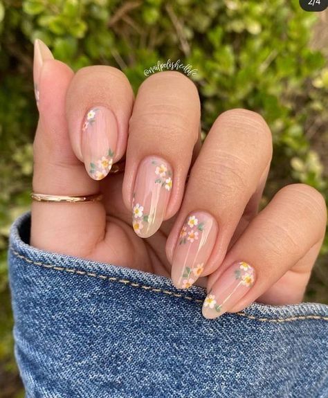 Almond Nails With Rhinestones Summer, Neutral Floral Nails Short, Thumbelina Wedding, Floral Wedding Nails, Wild Flower Nails, Dried Flower Nails, Appearance Goals, Nails 2025, Prom Planning