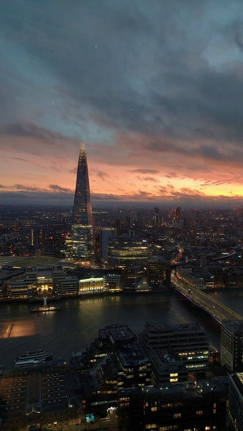 London Skyline Aesthetic, The Gherkin London, Sky Garden London, London England Photography, Gherkin London, Sunset London, London At Night, Architecture Photography Buildings, The Shard London