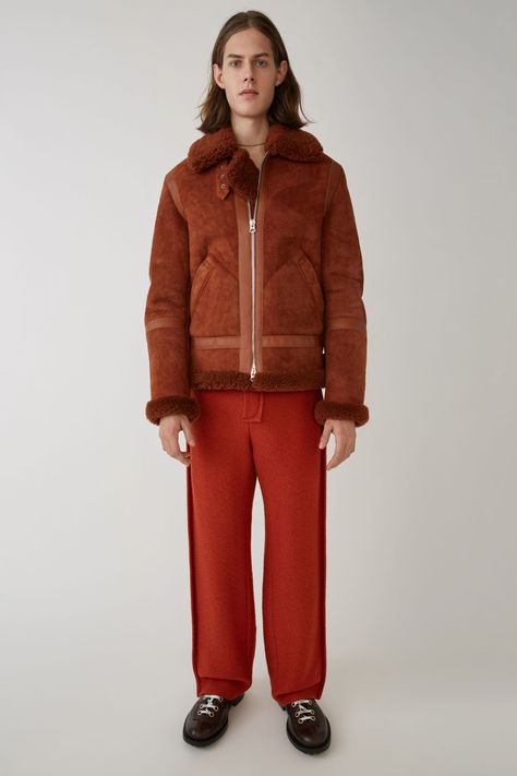 Shearling aviator jacket cognac brown - €2200 Shearling Aviator Jacket, Aviator Jacket, Mens Fashion Inspiration, Aviator Jackets, Men's Outerwear, Coats And Jackets, Mens Outerwear, Outerwear Coats, Dandy