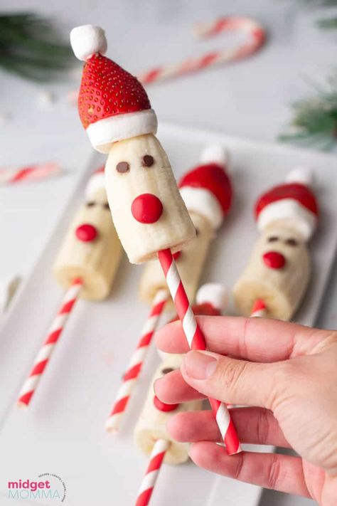 Christmas Snacks Easy, Healthy Christmas Snacks, Healthy Christmas Treats, Christmas Food Crafts, Christmas Party Snacks, North Pole Breakfast, Banana Pops, Christmas Fruit, Healthy Christmas