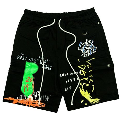 8d420fa35754d1f1c19969c88780314ddesc36941361ri Cargo Shorts Black, Alien Clothes, Black Cargo Shorts, Jogging Shorts, Trendy Shirt Designs, Mens Casual Outfits Summer, Wardrobe Tips, Outfits Chic, Tomboy Style Outfits