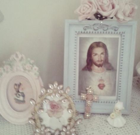 Pink Catholic Aesthetic, Catholic Core Aesthetic, God Aesthetic Pictures, Christian Aesthetic Pictures, Chic Pictures, Catholic Aesthetic, Pink Christian, Our Father Who Art In Heaven, Marinette Et Adrien