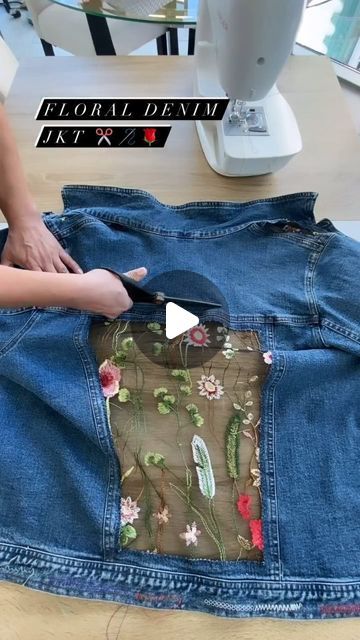 Upcycled Denim Jackets Ideas, Diy Embellished Jean Jacket, Repurpose Denim Jacket, Repurpose Jean Jacket, Revamp Jean Jacket Diy, Denim Projects Sewing Patterns, Upcycled Denim Jacket Altered Couture, Clothes Makeover Upcycling, Jeans Jacket Diy Ideas