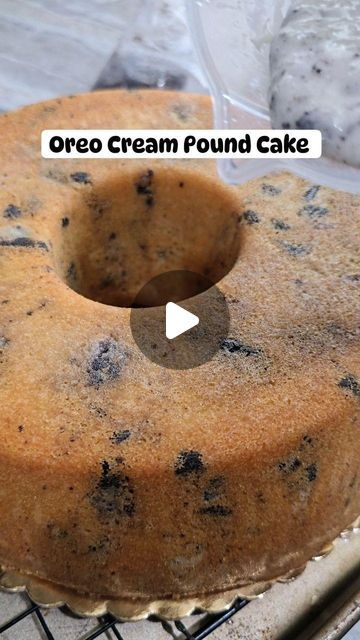 Savory & Sweet Treats on Instagram: "Elevate with Me!

10 crushed doubled stuffed Oreos folded into any cake recipe! Listen...Keep the filling.

@nabiscosnacks @oreo 

#savoryandsweettreatsllc #yummy #explorepage #fyp #desserts #foodgram #video #homemade #reel #poundcake #oreo #baking" Oreo Cake Recipe Homemade, Oreo Baking, Double Stuffed Oreos, Oreo Cream, Dee Dee, Pound Cake, Sweet Savory, Cake Recipe, Oreo