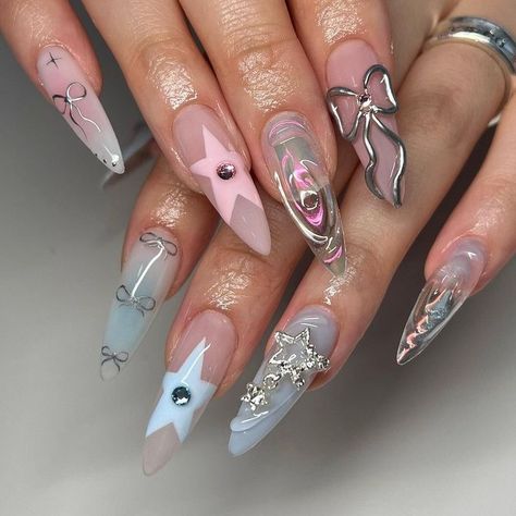 3d Acrylic Nails, How To Have Style, Sculpted Nails, Stiletto Nail Art, Airbrush Nails, Pretty Nail Designs, Pretty Gel Nails, Really Cute Nails, Dots Nails