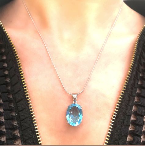 Oval Pendant Necklace, Blue Topaz Jewelry, Blue Topaz Necklace, Blue Topaz Gemstone, Blue Topaz Pendant, Topaz Pendant, Blue Topaz Stone, Sky Blue Topaz, November Birthstone