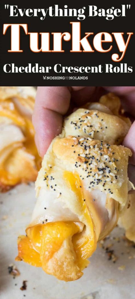 Let me help you get back-to-school easily with these "Everything Bagel" Turkey Cheddar Crescent Rolls. They are great in a packed lunch or and easy dinner option!! #turkey #TurkeyMakesItEasy #crescentrolls Cresant Rolls, Yummy Sandwiches, Food Bites, Pillsbury Crescent, Easy Dinner Options, Turkey Leftovers, Crescent Recipes, Party Food Dessert, Slow Cooker Desserts