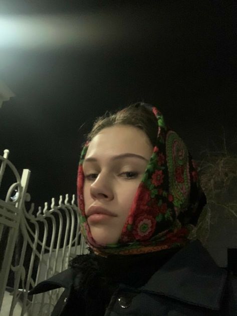 Slavic Core, Eastern European Women, Aesthetic Cool, Russian Culture, Fits Aesthetic, European Girls, Scarf Bandana, European Women, Princess Aesthetic